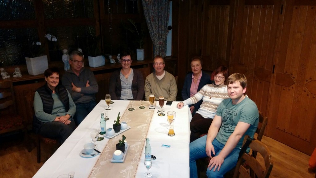 Auf dem Foto sind von links zu sehen: Marlies Schwarze, Manfred Kokemoor, Carmen Jedamski, Wolfgang Bergsieker, Doris Bölk, Gaby Bergsieker (hatte 2015 als Fotografin fungiert), Nils Schlottmann . 